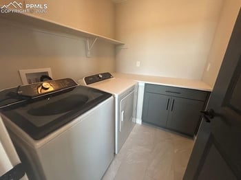 10239 Spry St, Colorado Springs, CO 80924