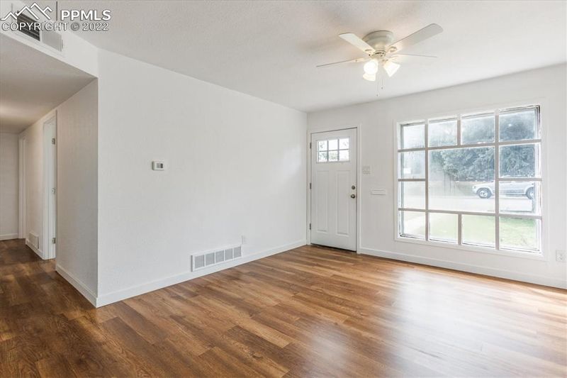 1024 Worchester St, Aurora, CO 80011