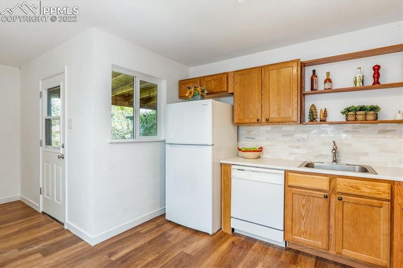 1024 Worchester St, Aurora, CO 80011