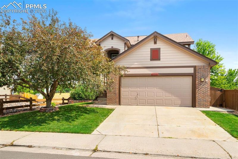 10246 Willowbridge Way, Highlands Ranch, CO 80126