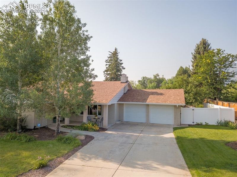 1025 Jupiter Dr, Colorado Springs, CO 80905