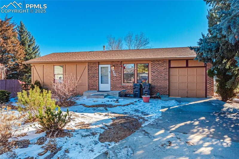 1025 Table Top Ter, Colorado Springs, CO 80904