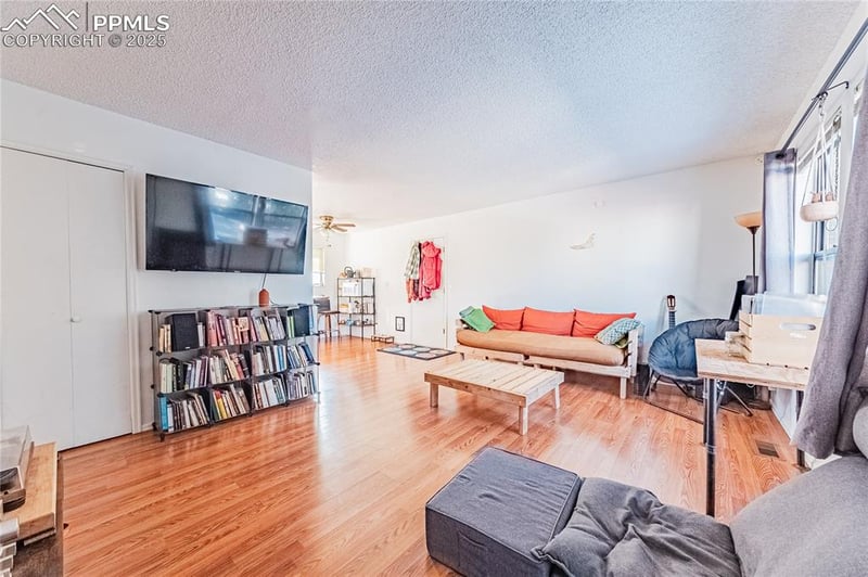 1025 Table Top Ter, Colorado Springs, CO 80904