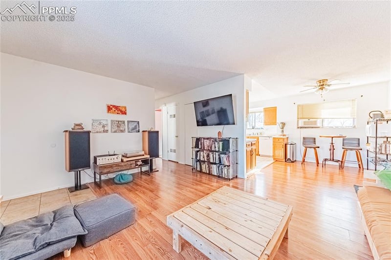 1025 Table Top Ter, Colorado Springs, CO 80904