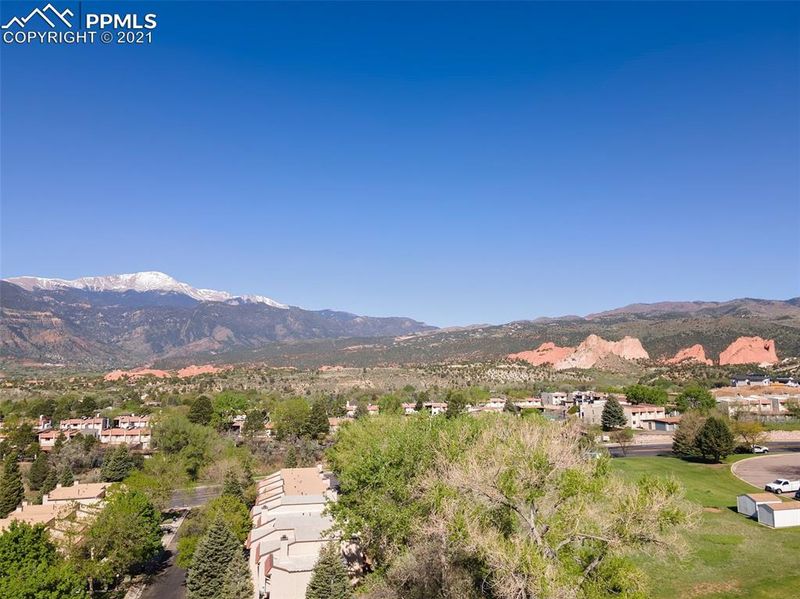 1026 Panorama Dr, Colorado Springs, CO 80904