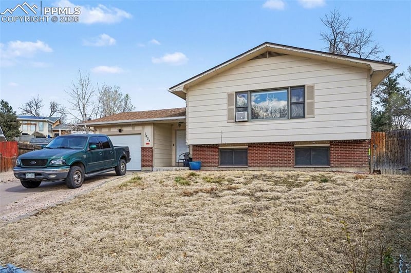 1027 De La Vista Ln, Colorado Springs, CO 80911
