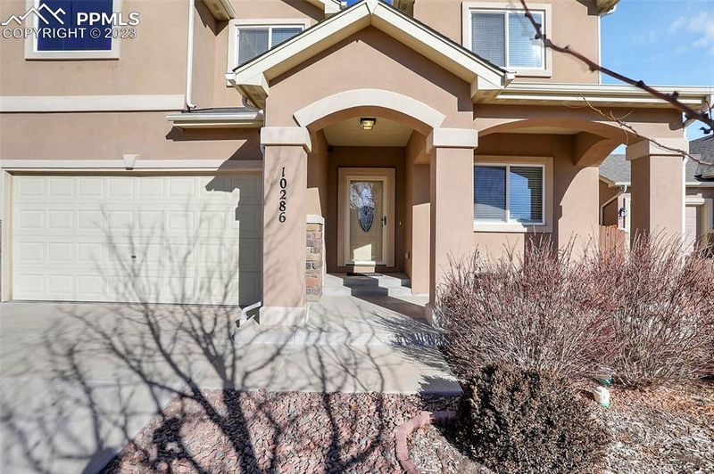 10286 Abrams Dr, Colorado Springs, CO 80925