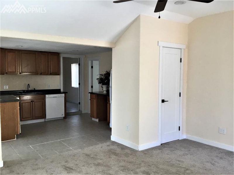 1029 Claremont Ave, Pueblo, CO 81104
