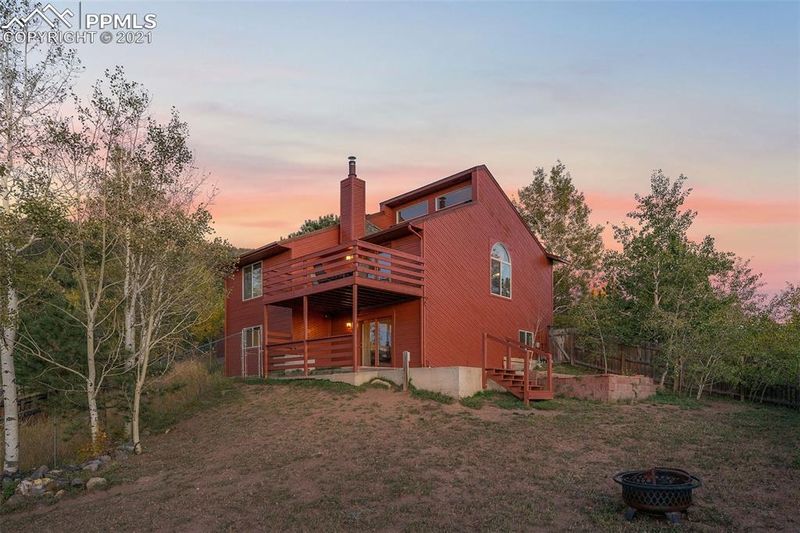 1030 Forest Edge Rd, Woodland Park, CO 80863