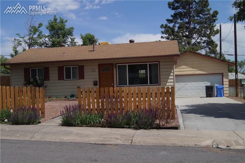 1030 Montrose Ave, Colorado Springs, CO 80905