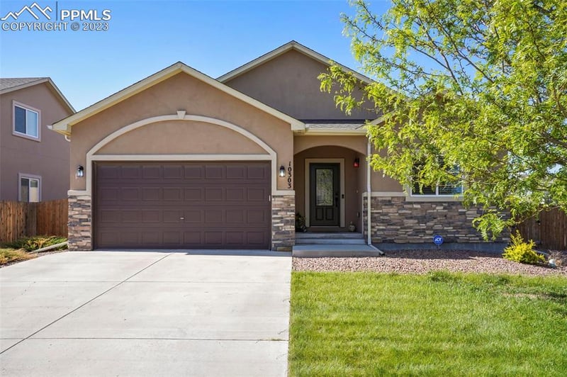 10303 Abrams Dr, Colorado Springs, CO 80925