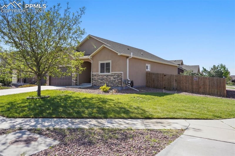 10303 Abrams Dr, Colorado Springs, CO 80925