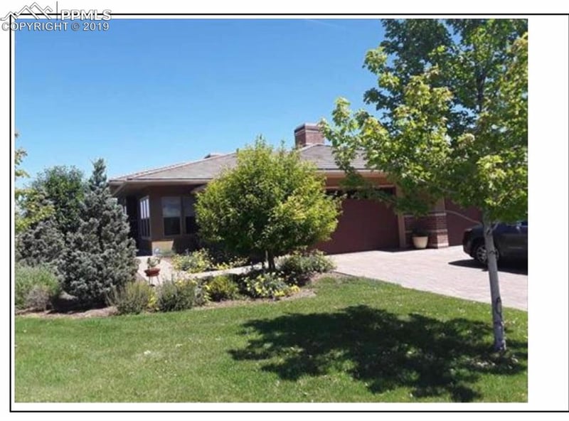 10305 Spring Green Dr, Englewood, CO 80112