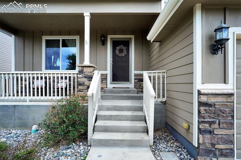 10310 Abrams Dr, Colorado Springs, CO 80925