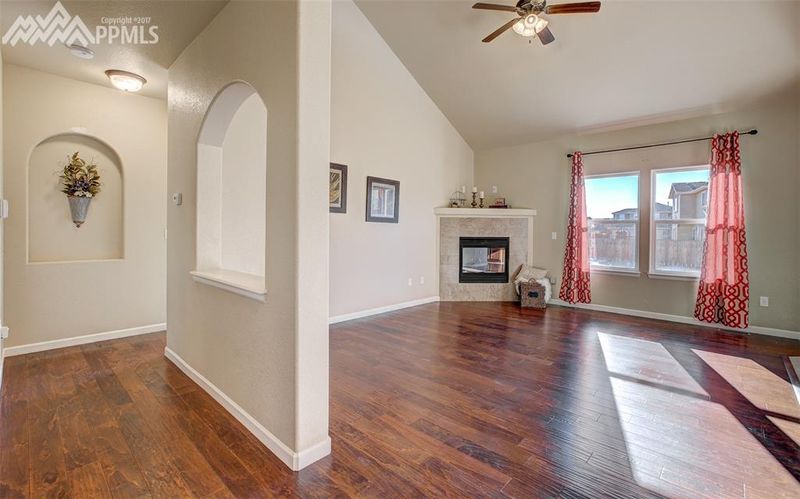 10315 Abrams Dr, Colorado Springs, CO 80925