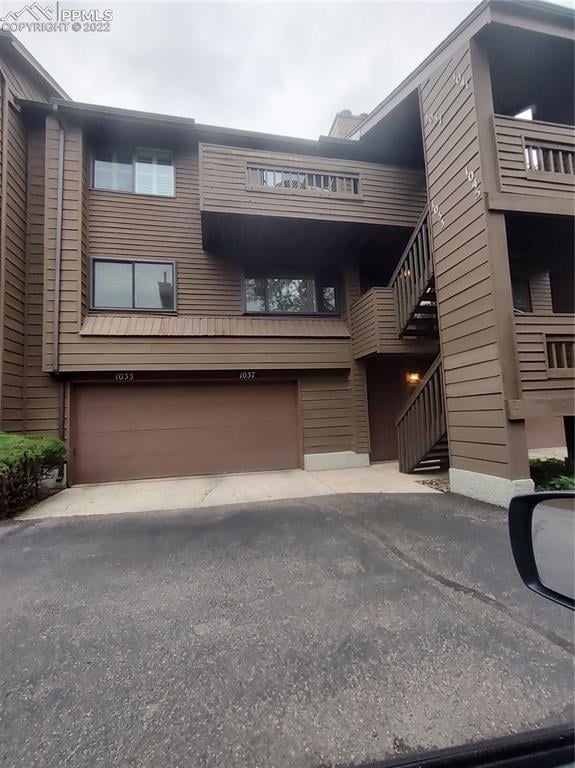 1033 Moorings Dr, Colorado Springs, CO 80906