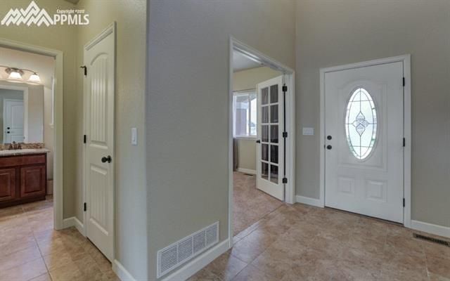 10339 Abrams Dr, Fountain, CO 80925