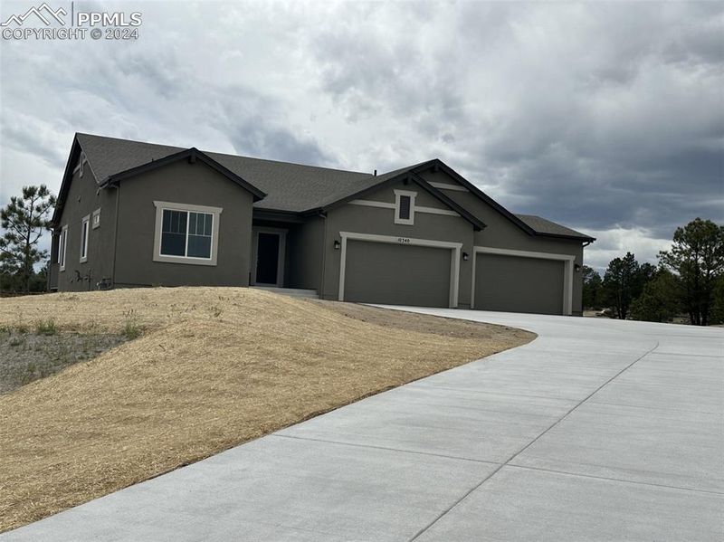 10340 Aspen Valley Rd, Colorado Springs, CO 80908