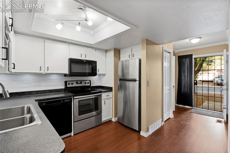 1035 Dublin Blvd, Colorado Springs, CO 80918