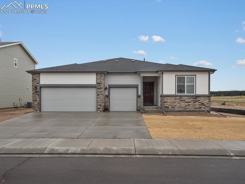 10352 Hartwood Dr, Peyton, CO 80831