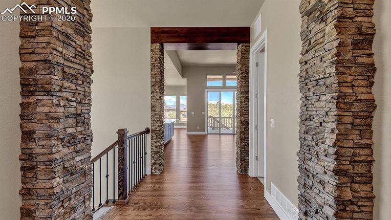 10352 Stagecoach Park Ct, Colorado Springs, CO 80924