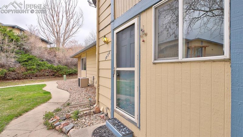 1036 S Coronado Pw #B, Denver, CO 80229
