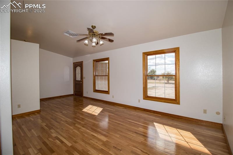 1037 12th St, Penrose, CO 81240