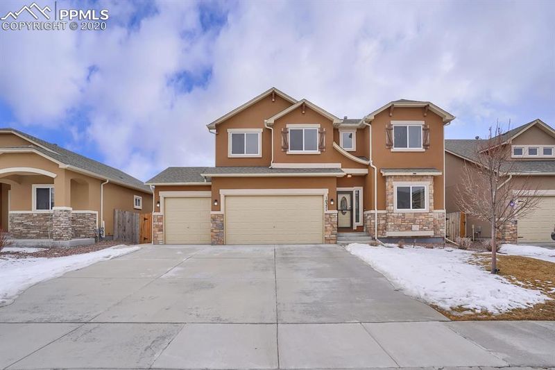 10371 Declaration Dr, Colorado Springs, CO 80925