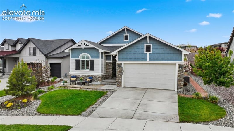 10398 Sharon Springs Dr, Colorado Springs, CO 80924