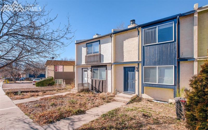 104 S Murray Blvd #B, Colorado Springs, CO 80916