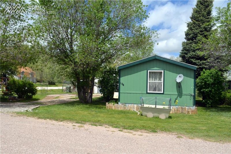 104 Rock Island Rd, Ramah, CO 80832