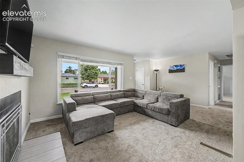 104 Sitka Dr, Colorado Springs, CO 80911