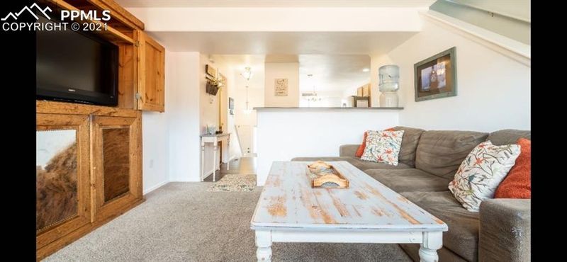 104 Vale St, Palmer Lake, CO 80133