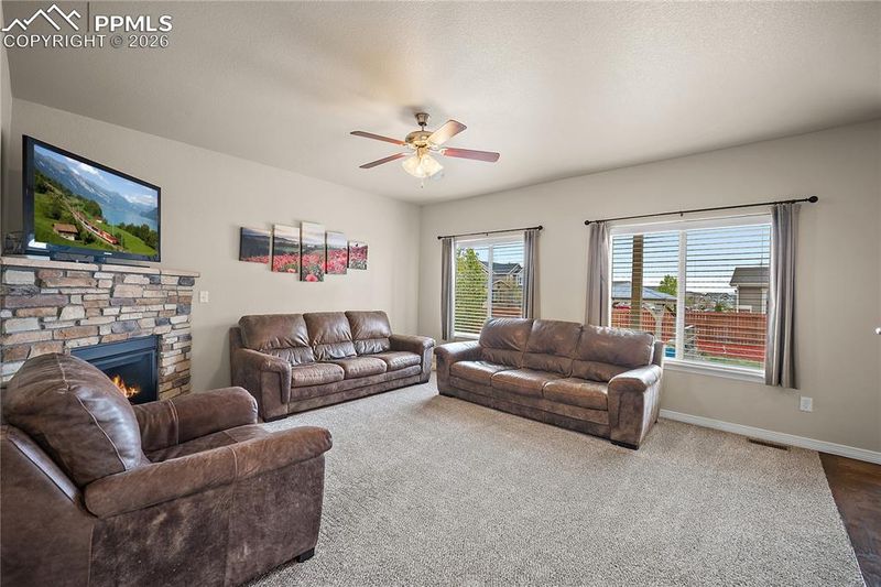 10406 Mt Columbia Dr, Peyton, CO 80831