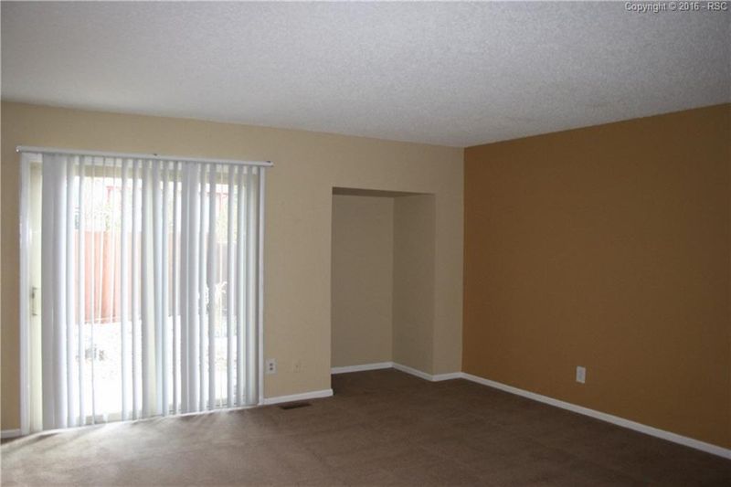 1041 Dublin Blvd, Colorado Springs, CO 80918