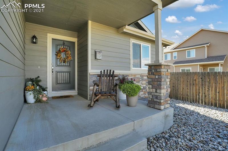 10413 Declaration Dr, Colorado Springs, CO 80925
