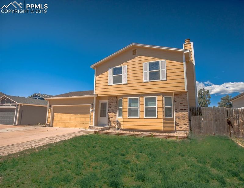 1043 Keith Dr, Colorado Springs, CO 80916