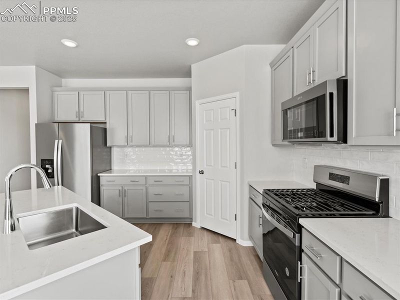 10434 Devoncove Dr, Peyton, CO 80831
