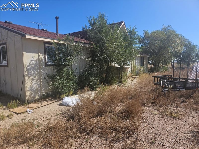 10450 Squirrel Creek Rd, Fountain, CO 80817