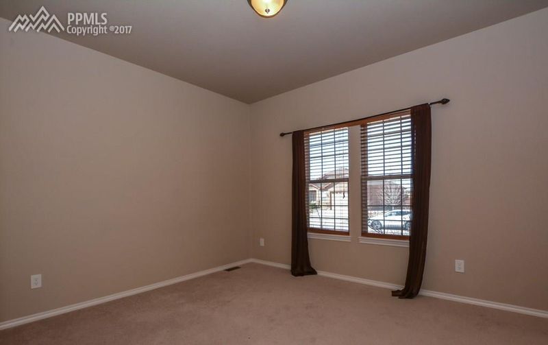 10453 Cedar Breaks Dr, Peyton, CO 80831