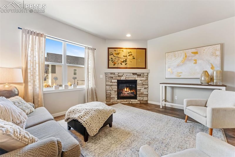 1048 Seabiscuit Dr, Colorado Springs, CO 80921