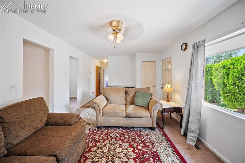 105 Larch Dr, Colorado Springs, CO 80911