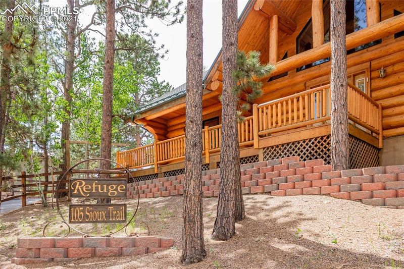 105 Sioux Trl, Woodland Park, CO 80863