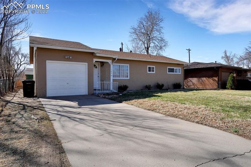 105 Sumac Dr, Colorado Springs, CO 80911