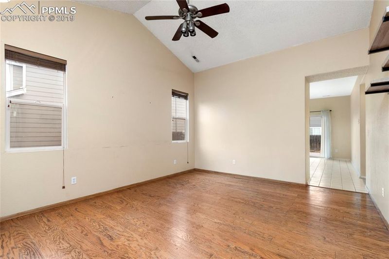 1050 Clogger Ln, Fountain, CO 80817