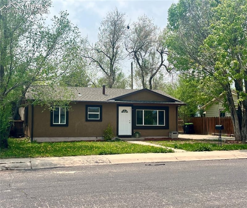1051 Montrose Ave, Colorado Springs, CO 80905