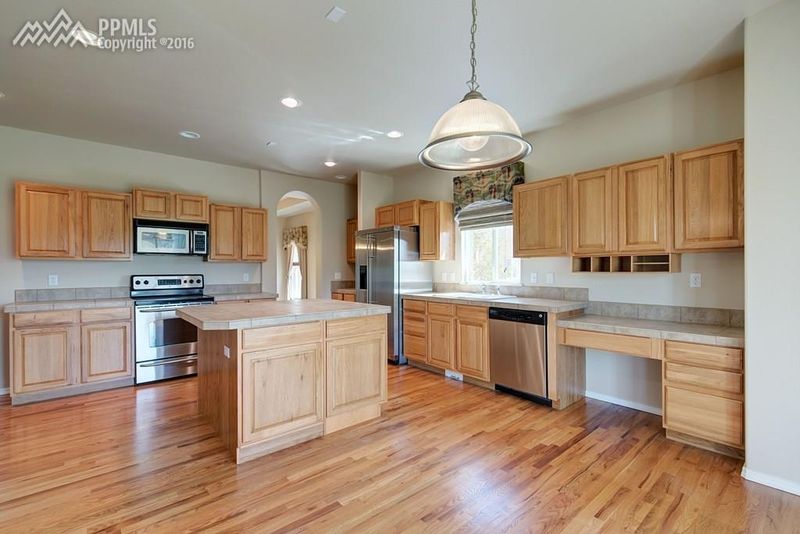 10512 Cedar Breaks Dr, Peyton, CO 80831