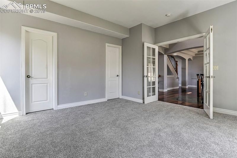 1052 Hummingbird Ct, Colorado Springs, CO 80921