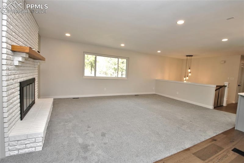 10520 Forest Dr, Colorado Springs, CO 80908