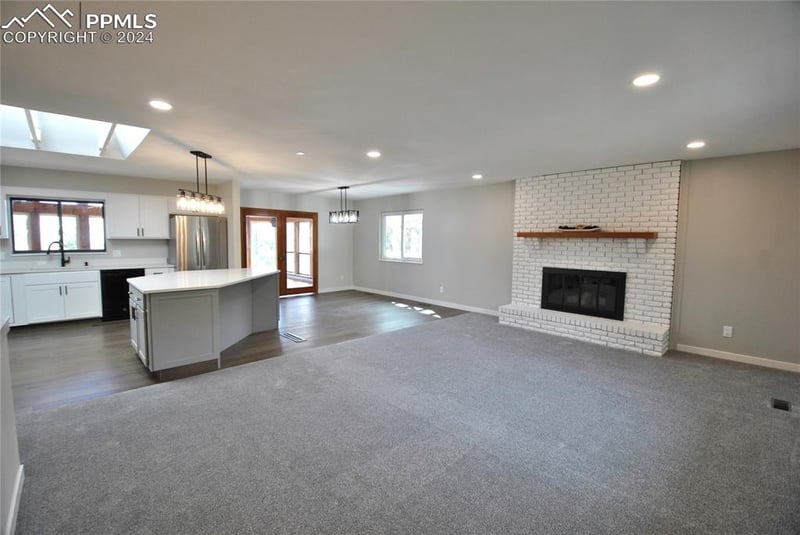 10520 Forest Dr, Colorado Springs, CO 80908